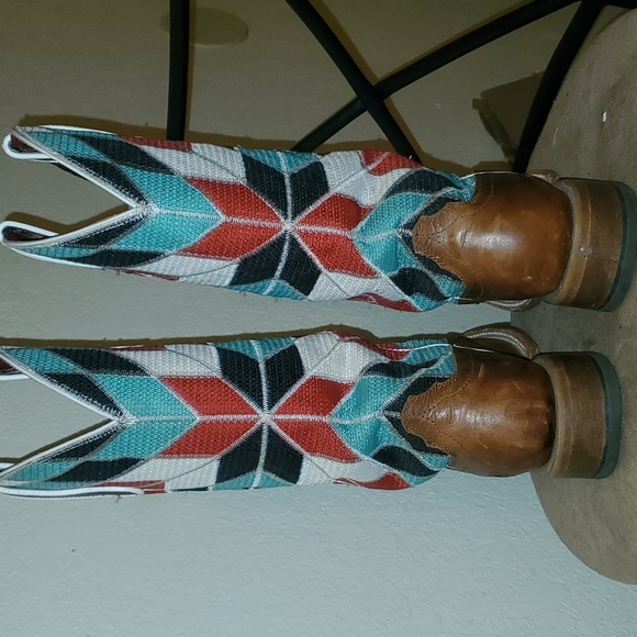 Womens Ariat Boots - Picture 8 of 12